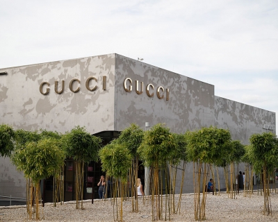 Gucci признали самым популярным модным брендом-430x480