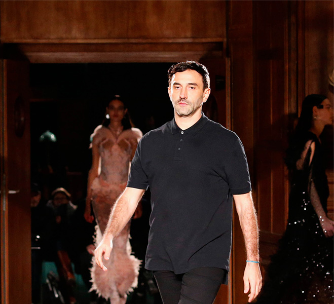 Риккардо Тиши покидает пост креативного директора Givenchy-320x180