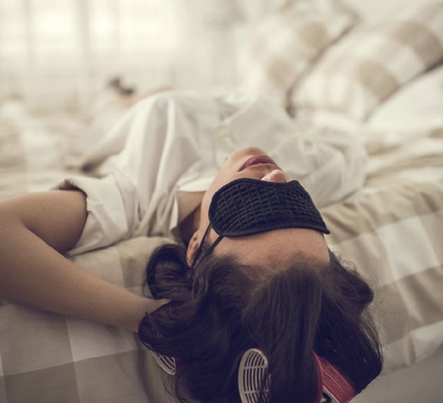 Ученые: недосып делает людей непривлекательными для окружающих-320x180
