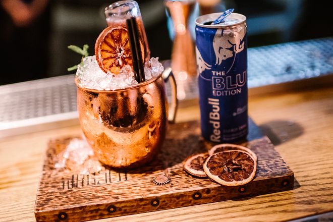 Три коктейлі з Red Bull від київських барменів-320x180