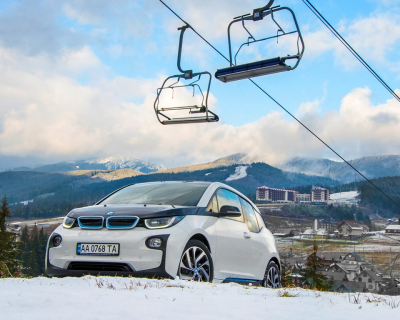 За рулем: тест-драйв электрокара BMW i3-430x480