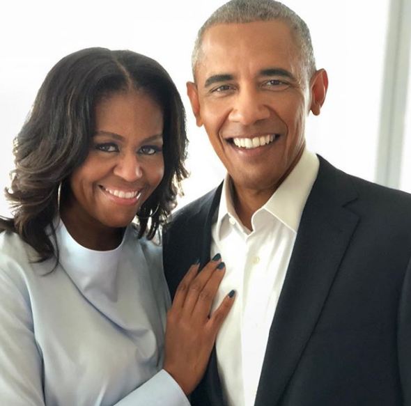 Мишель Обама презентовала обложку своих мемуаров-320x180