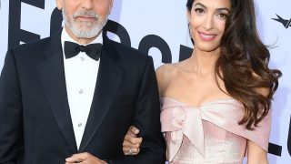Амаль Клуни назвала себя «беженкой»-320x180