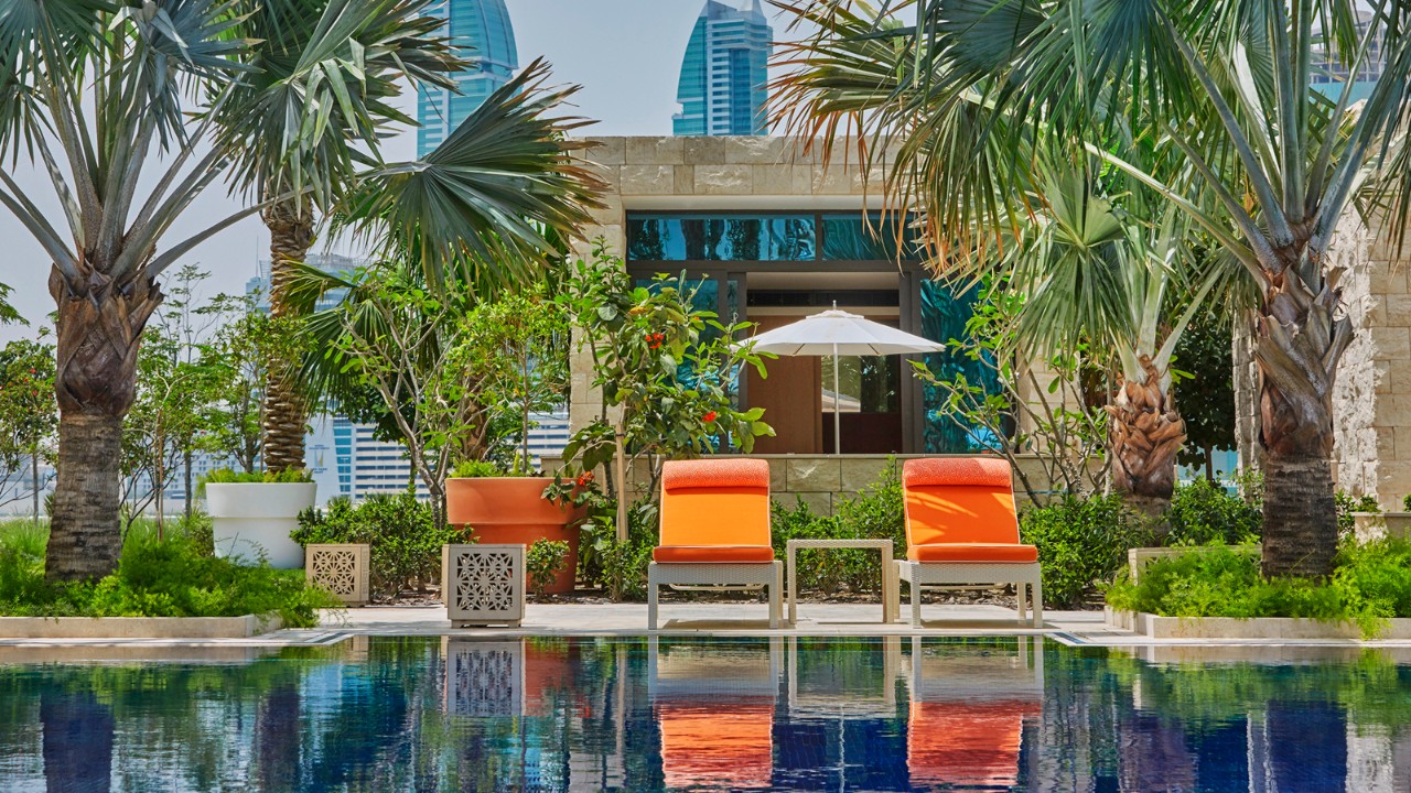 Four Seasons Hotel Bahrain Bay оголосив про відкриття власного пляжу-320x180