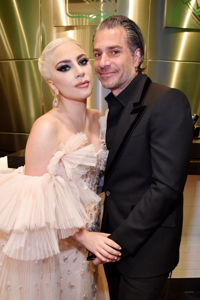 Незабаром весілля: Леді Гага підтвердила заручини з менеджером-фото 1