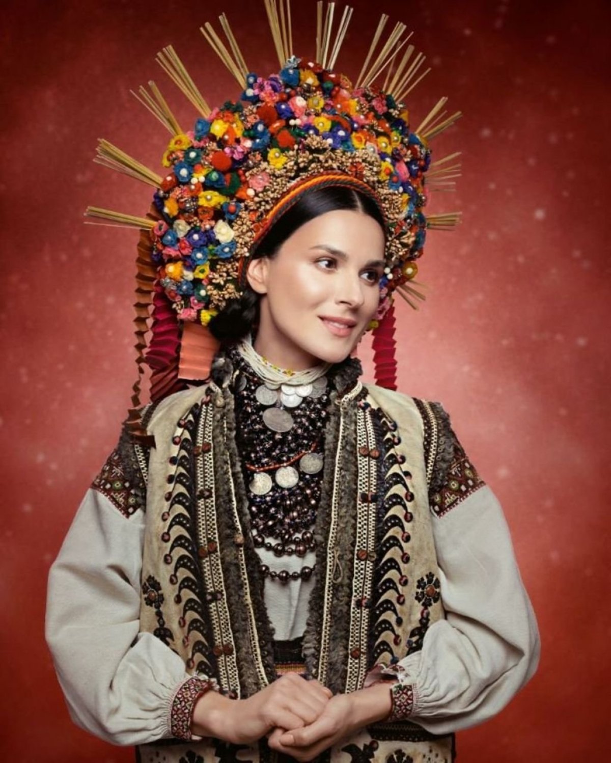 Українські зірки знялися у календарі “Щирі. Свята”-Фото 1