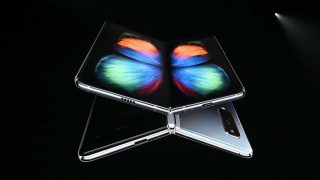 Samsung представляє нову категорію смартфонів - Galaxy Fold-320x180