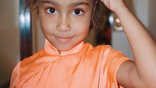 5-річна донька Кім Кардаш'ян та Каньє Веста знялася у YouTube-шоу-320x180