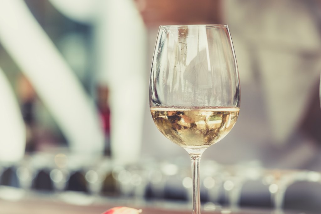 Полезные свойства белого вина: Что нам необходимо знать об этом-Фото 1