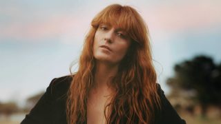 Florence and The Machine записали трек для второй серии «Игры престолов»-320x180