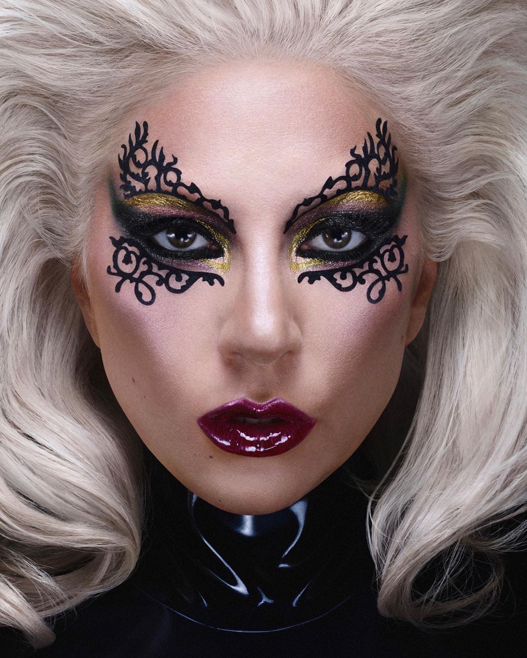 Леді Гага випустила лінію косметики.