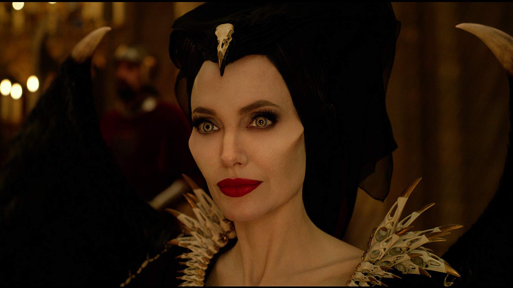 Фільм тижня: «Малефісента. Володарка темряви» — казка про кохання та ворожнечу з магічної Джолі-Фото.