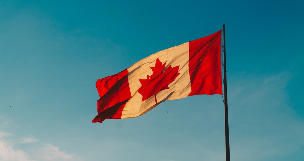 У Канаді заборонять одноразовий пластик з 2021 року.