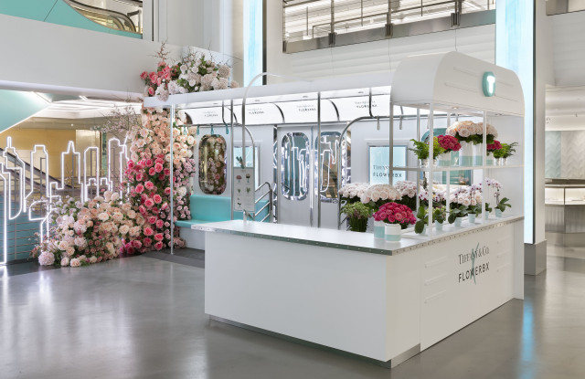 Tiffany & Co. будуть продавати квіти на честь Дня святого Валентина-Фото 1