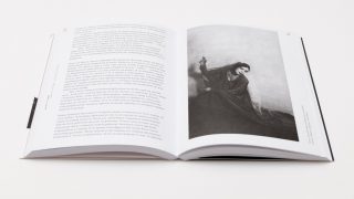 Лето балета: биографии звезд танца, которые стоит прочесть на отдыхе-320x180