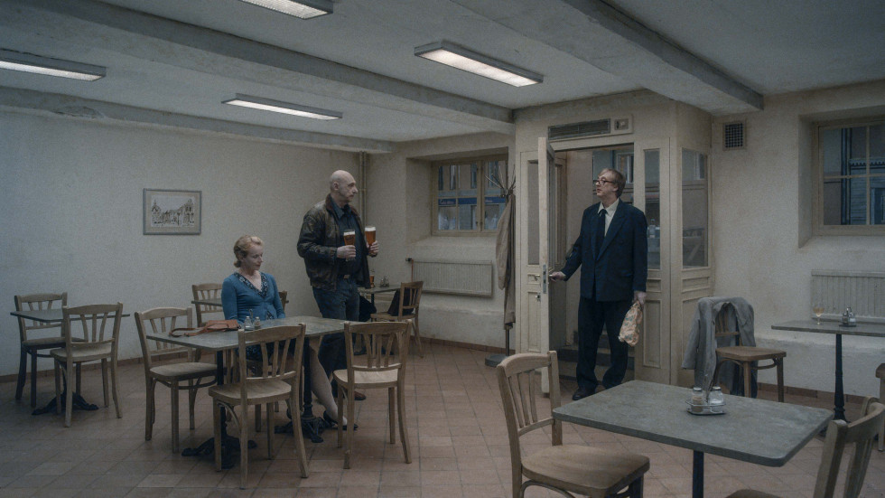 Зворушливо, смішно, трагічно: що потрібно знати про новий фільм Роя Андерссона «Про нескінченність»-Фото 5