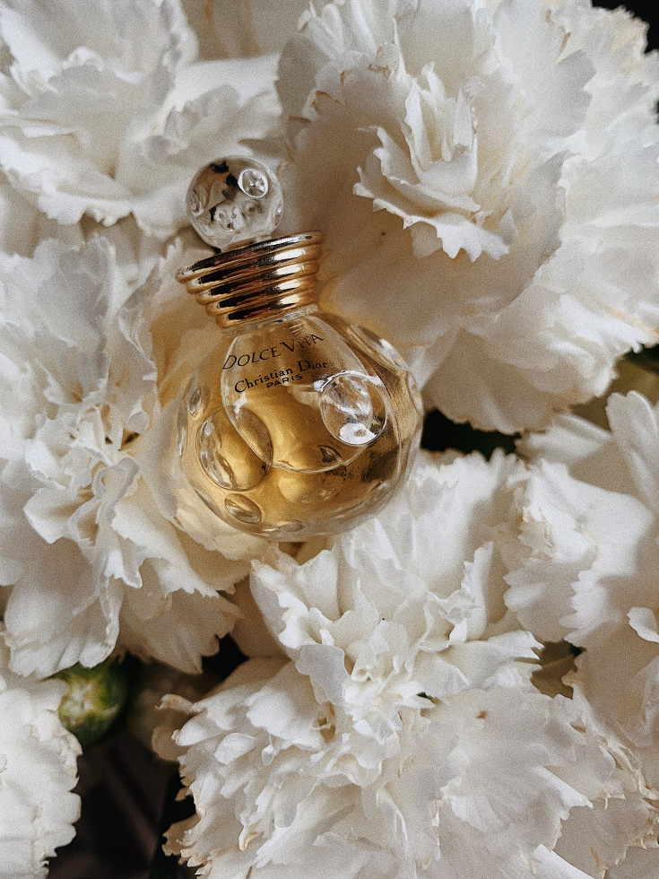 История парфюмерии: 5 легенд из 1990-х-Фото 1