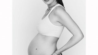 "Не можу перестати плакати", - Белла Хадід виставила суперечливий пост щодо вагітності сестри-320x180