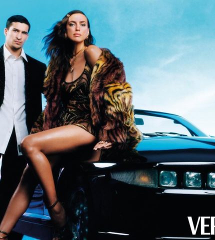 Ирина Шейк в Versace