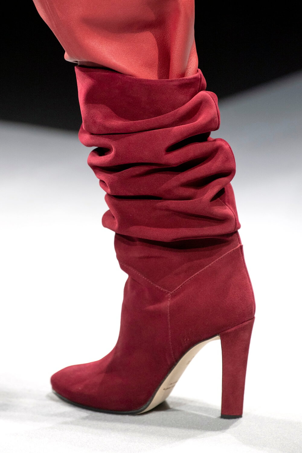 Царицыны черевички: Как выглядит самая модная обувь зимы 2020 -Фото 2