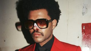 Певец The Weeknd обвиняет организаторов премии “Грэмми” 2020 в коррупции -320x180