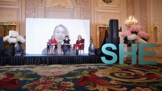 Новые возможности женщин в цифровом мире: Как прошло главное событие бизнесвумен SHE Congress-320x180