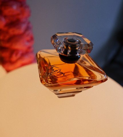 Легенди парфумерії: Найкращі твори Софії Гройсман-430x480