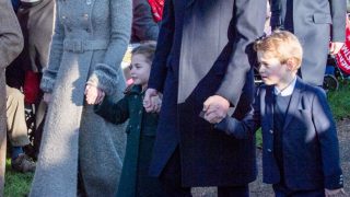 Принц Уильям рассказал, как семья отметила шестой день рождения принцессы Шарлотты -320x180