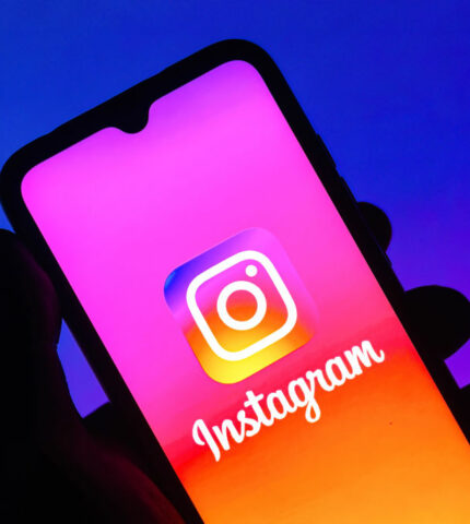 Instagram ввел новую функцию блокировки оскорбительных комментариев-430x480
