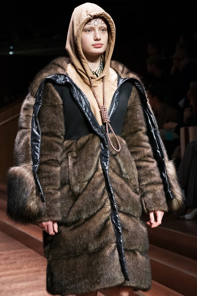 Модний скандал: Бренд Givenchy звинувачують у гламуризації суїциду - Фото 2