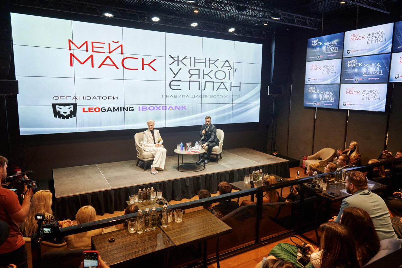 “Жінка, яка має план”: Мей Маск та Альона Шевцова у програмі “Сніданок з 1+1”-Фото 5