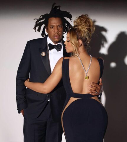 Jay-Z стал обладателем наибольшего числа номинаций на “Грэмми” в истории-430x480
