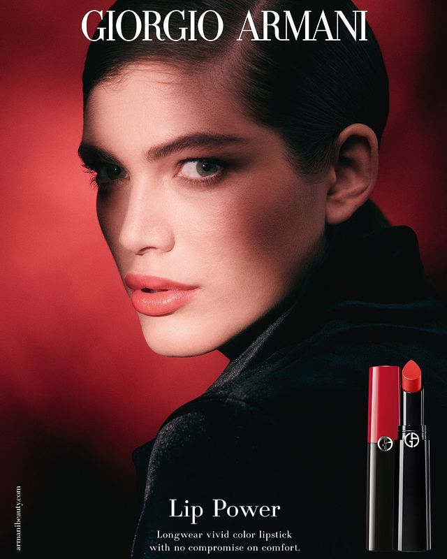 Трансгендерность модель Валентина Сампайо стала амбассадором Armani Beauty-Фото 1