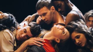 Ода самотності та пристрасті: брудні танці Макса Барських у новому кліпі «Tequila Sunrise»-320x180