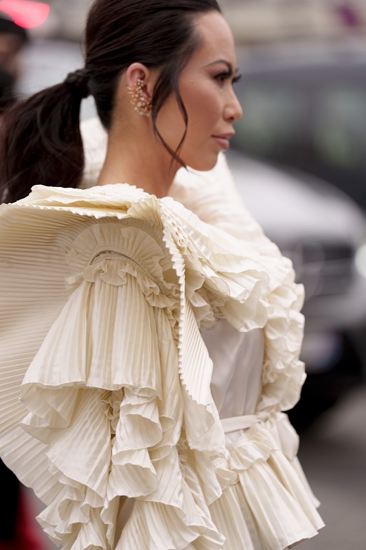 Повышенные ожидания: Streetstyle гостей Недели моды в Париже Haute Couture 2022-Фото 1