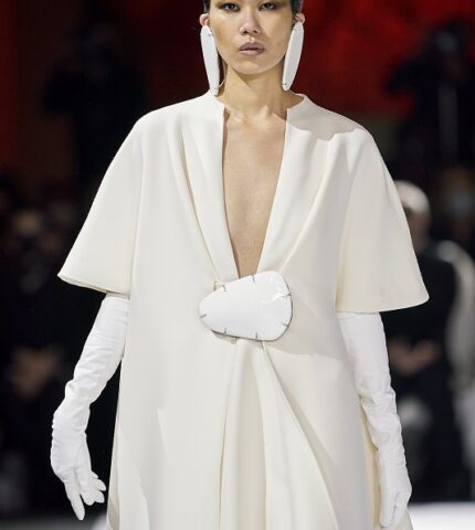 Свободная женщина: Коллекция Stephane Rolland Haute Couture весна-лето 2022-430x480