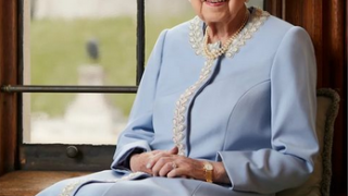 Платиновий ювілей королеви: 70 років успішного правління-320x180