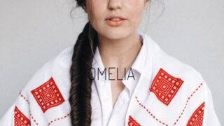 OMELIA представивши проект “Volia”, у якому поєднавши сорочки та вишиті рушники-320x180