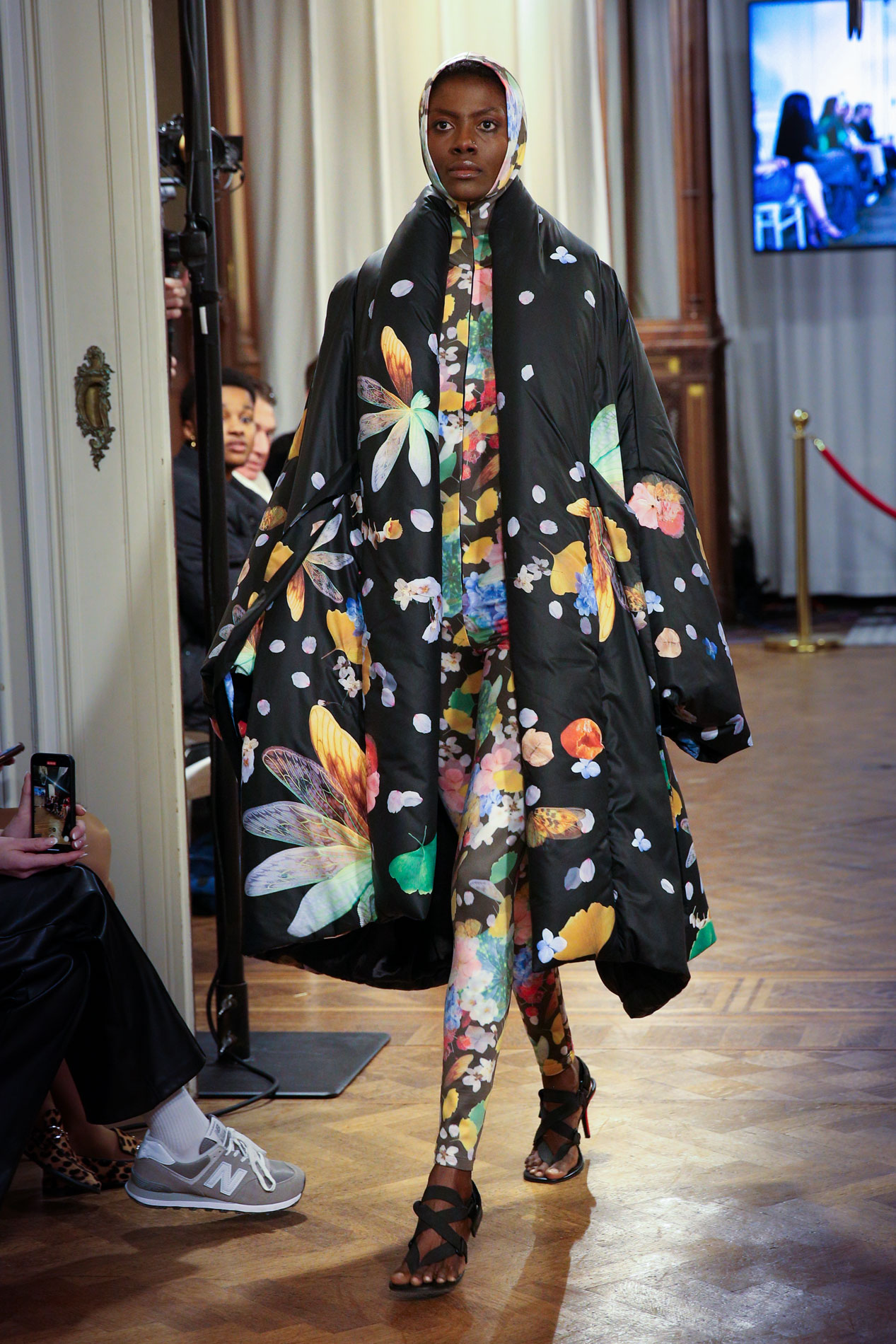 Одиннадцять українських дизайнерів представили колекції SS23 на Brussels Fashion Week-Фото 1
