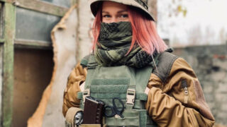 Український бренд Rikky Hype віддавши свою сторінку в instagram військовій-320x180