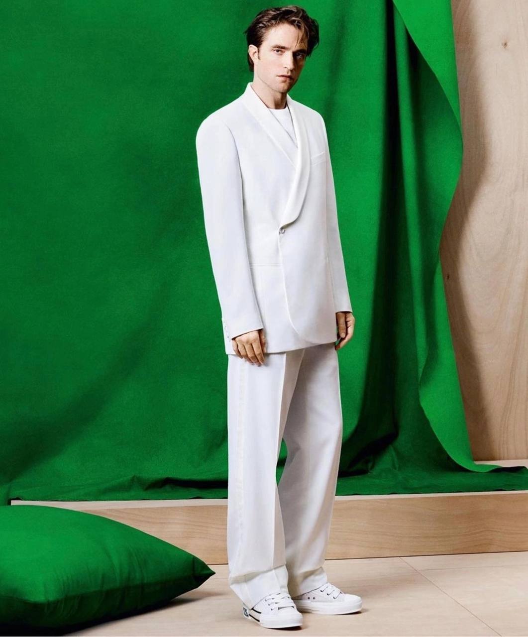 Роберт Паттинсон в новой рекламной кампании Dior-Фото 2