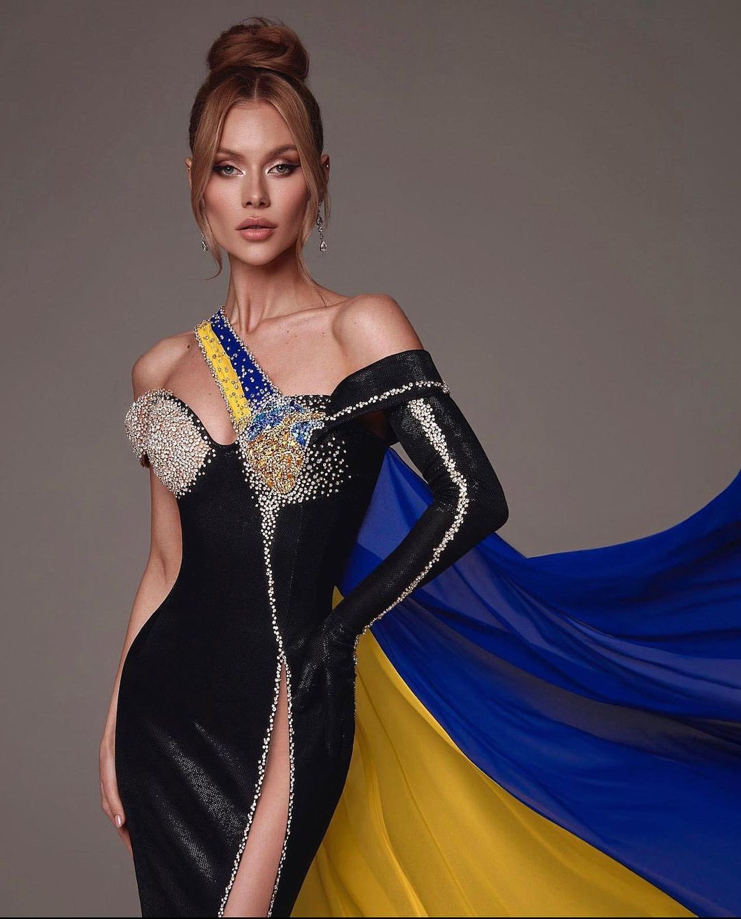 Більше ніж сукня: важливий меседж від FROLOV у вбранні для «Міс Всесвіт 2022»-Фото 2