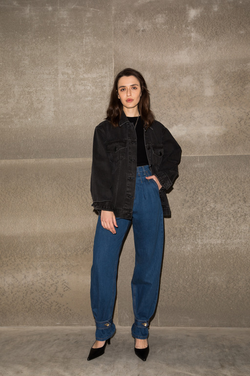 Карго, широкі, прямі, moms — моделі джинсів у новій колекції AISENBERG-Фото 9