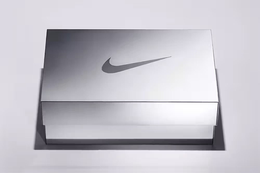 Tiffany & Co. срібна коробка для кросівок Nike Air Force 1