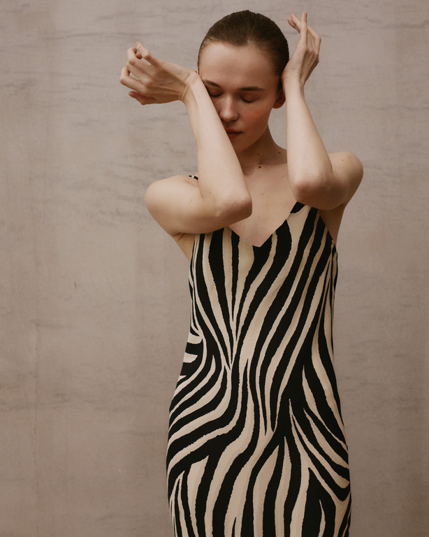 Бомбери, карго і силуетні сукні: бренд WKMF представив колекцію Internal comfort-Фото 7