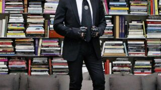 Karl Lagerfeld диван-бібліотека