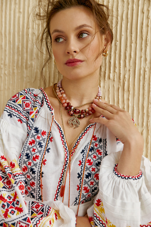 Український букет: бренд EmbroideredGem представивши нову колекцію вишиванок, присвячену квітам-Фото 5