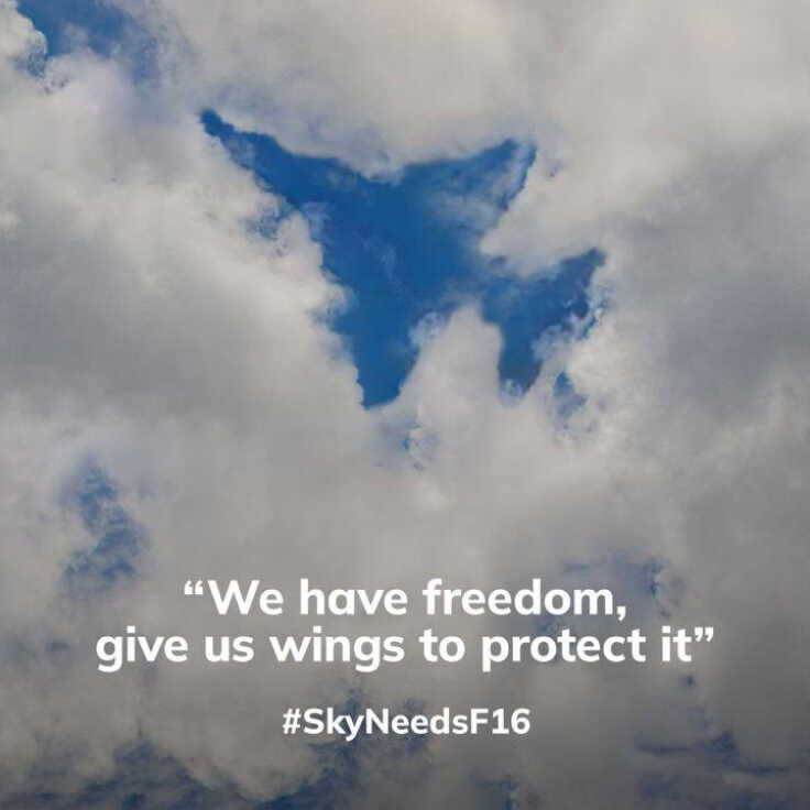 новий гештег #SkyNeedsF16