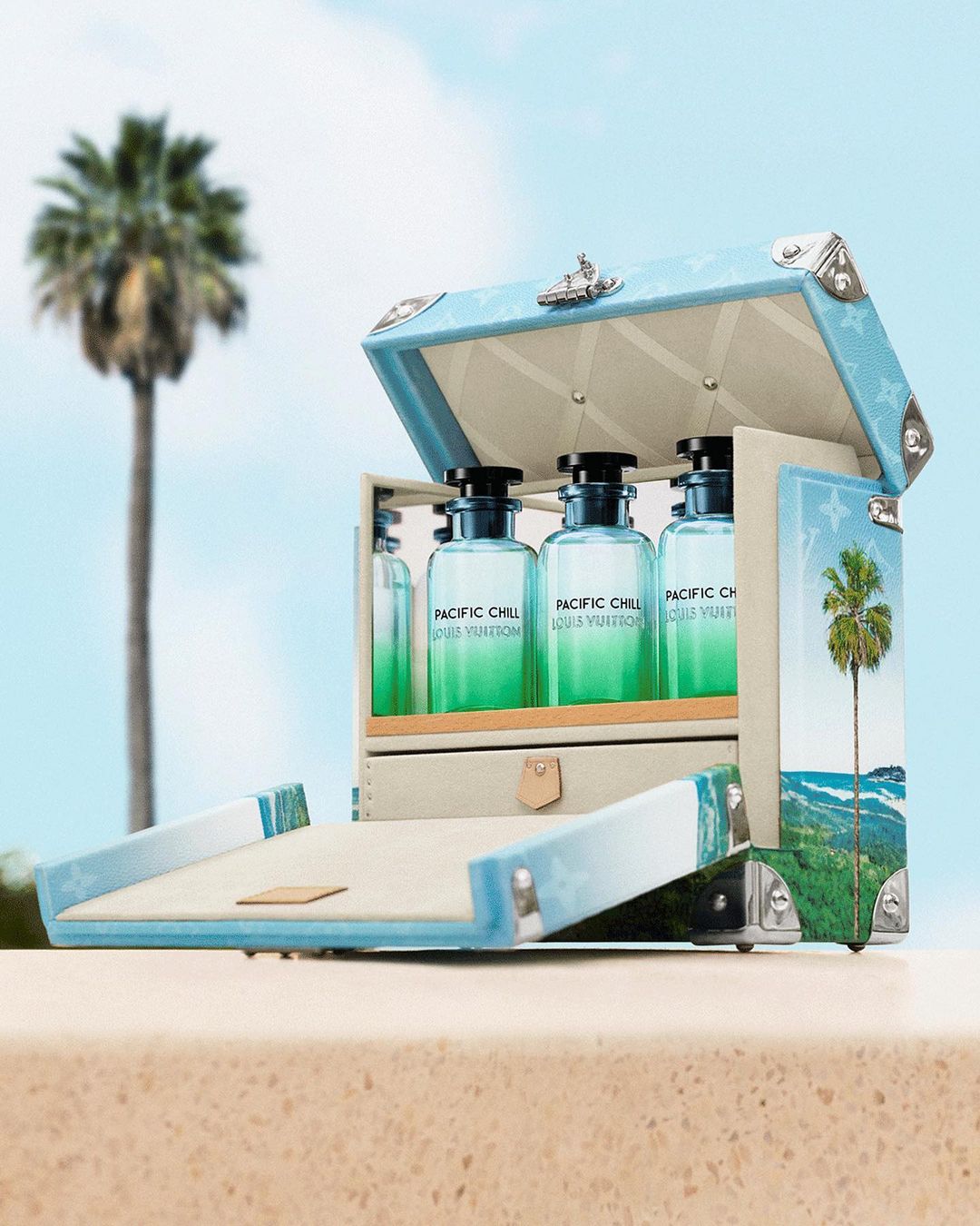 Міранда Керр у рекламі аромату Louis Vuitton Pacific Chill