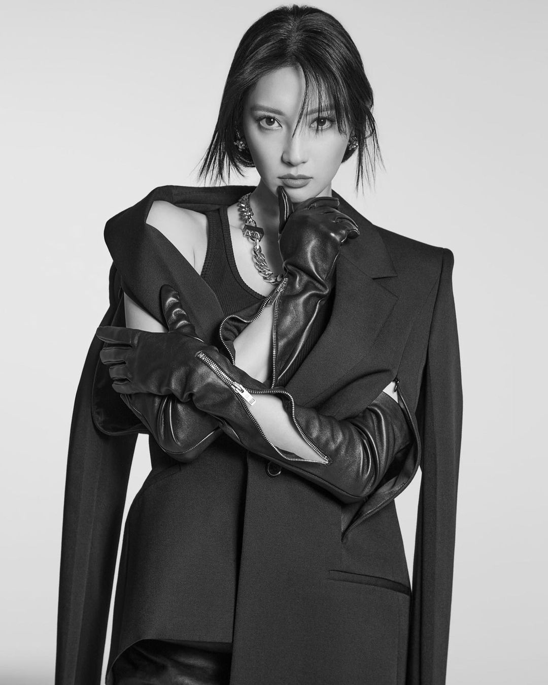 Японська акторка Нанао - амбасадор Givenchy